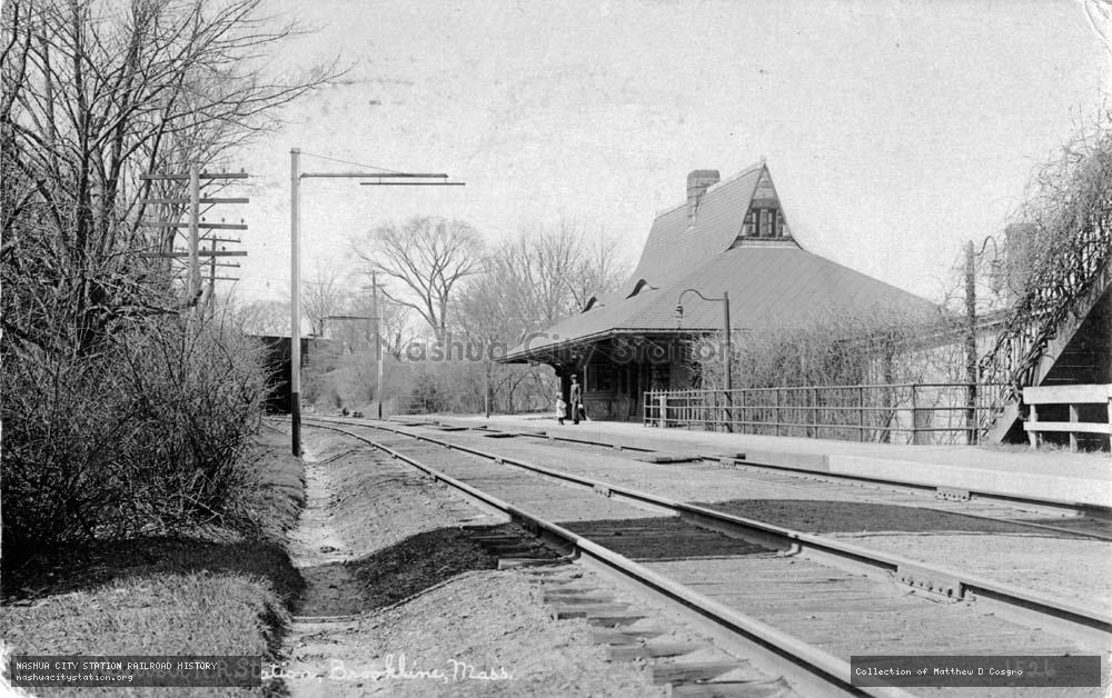 Postcard: Reservoir Railroad Station, Brookline, Massachusetts